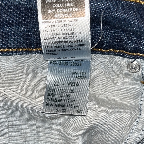 NWT Levi’s Signature Gold Heritage  Wide-Leg Belted Mid Rise Jeans Size 22 - Picture 9 of 14